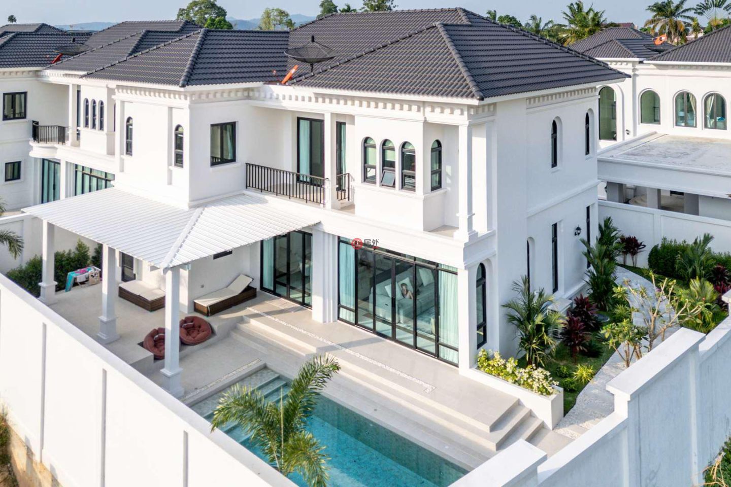 泰国普吉府Choeng Thale的公寓，2 Soi Cherngtalay 4 Tambon Si Sunthon Amphoe Thalang Chang Wat Phuket 83110 Thailand，编号76815616
