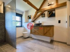 法国Hauts-de-FranceSaint-Amand-les-Eaux的联排别墅，编号75525151